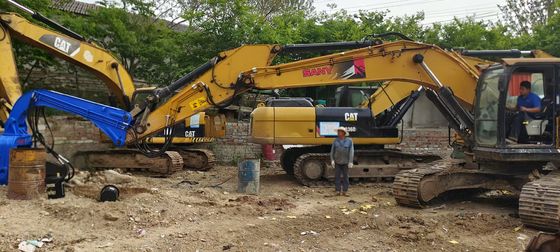 سائق حفر محترف لمشاريع البناء والبنية التحتية