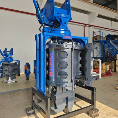 سائق كومة قبضة جانبية | سرعة الرفع 10 م/دقيقة | سعة خزان الوقود الكبيرة 150 لتر