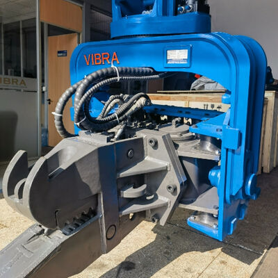 محرك الخوازيق بزاوية 360 درجة: المطرقة الاهتزازية 12 مترًا للحفارات التي تتراوح طاقتها من 23 إلى 27 طنًا - تطبيق متعدد الاستخدامات وتوافق مثالي مع الحفار