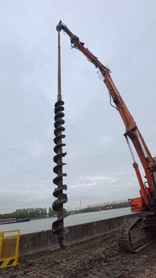 35000N V + Earth Auger Suppliers الصين جودة عالية منخفضة الضوضاء تشغيل صديق للبيئة مع تصميم محمل تزيين ذاتي